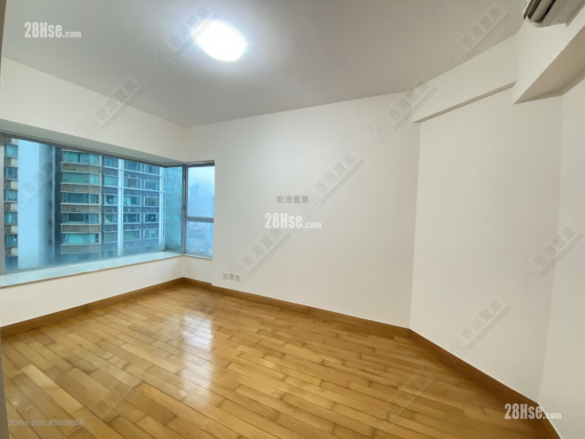 The Waterfront Sell 3 Bedrooms 943 ft² The Waterfront Sell 3 Bedrooms 943 ft²
