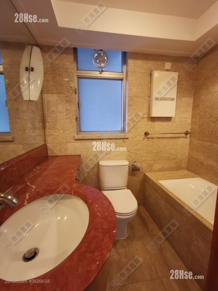 The Waterfront Sell 3 Bedrooms 943 ft² The Waterfront Sell 3 Bedrooms 943 ft²