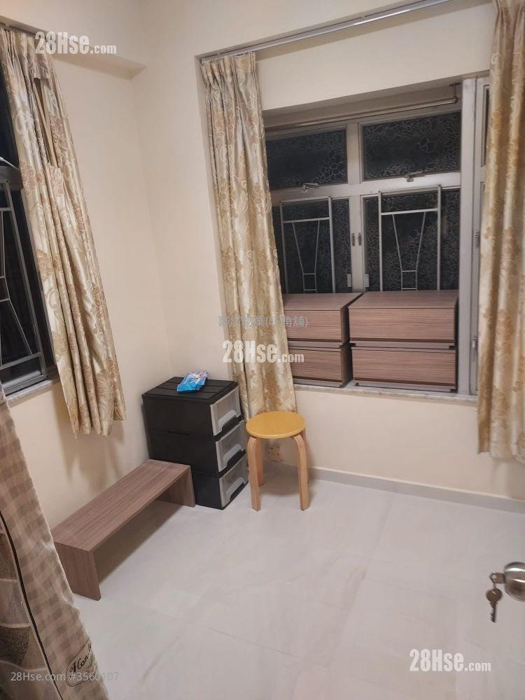 Hung Hay Building Rental 2 Bedrooms , 1 Bathroom 305 ft² Hung Hay Building Rental 2 Bedrooms , 1 Bathroom 305 ft²