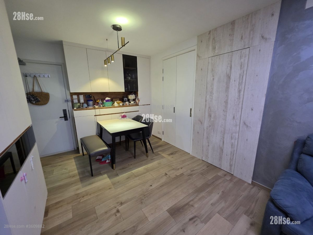 Hoi Lok Court Sell 3 Bedrooms , 2 Bathrooms 631 ft² Hoi Lok Court Sell 3 Bedrooms , 2 Bathrooms 631 ft²