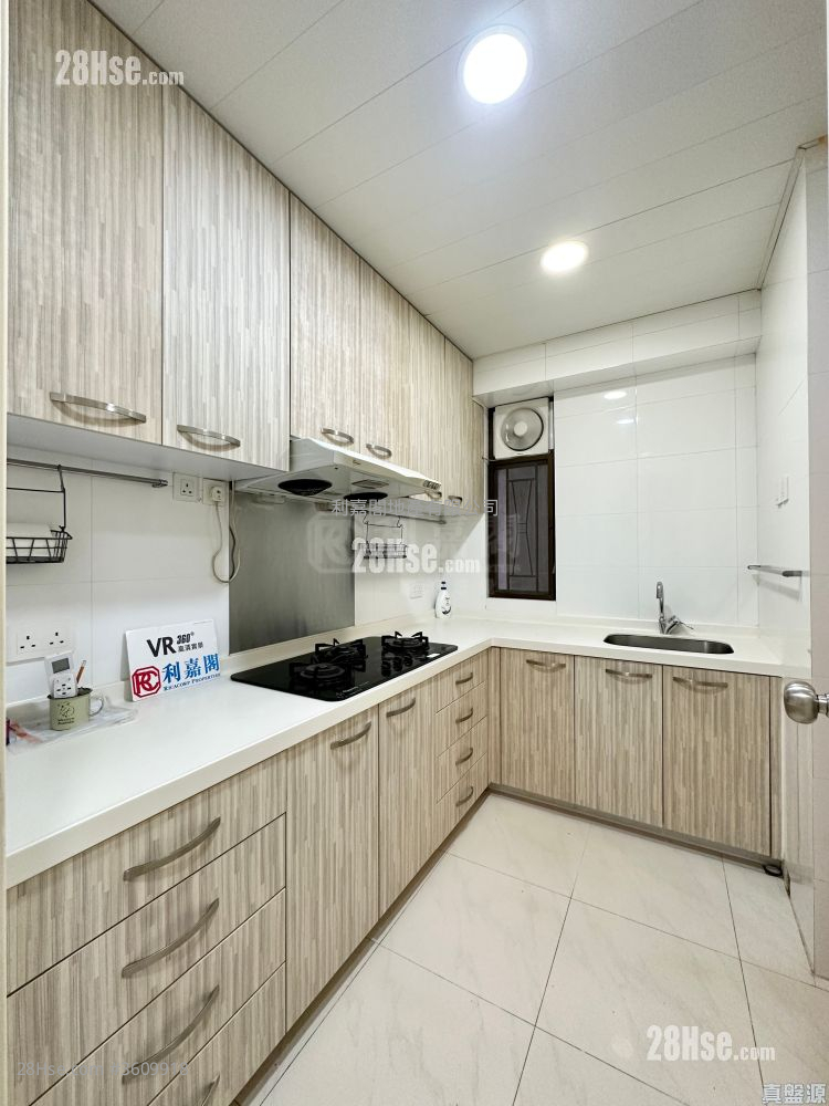 Po Yue Yuk Building Sell 3 Bedrooms 1,114 ft² Po Yue Yuk Building Sell 3 Bedrooms 1,114 ft²