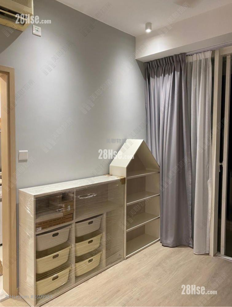 The Grandville Sell 2 Bedrooms , 1 Bathroom 577 ft² The Grandville Sell 2 Bedrooms , 1 Bathroom 577 ft²
