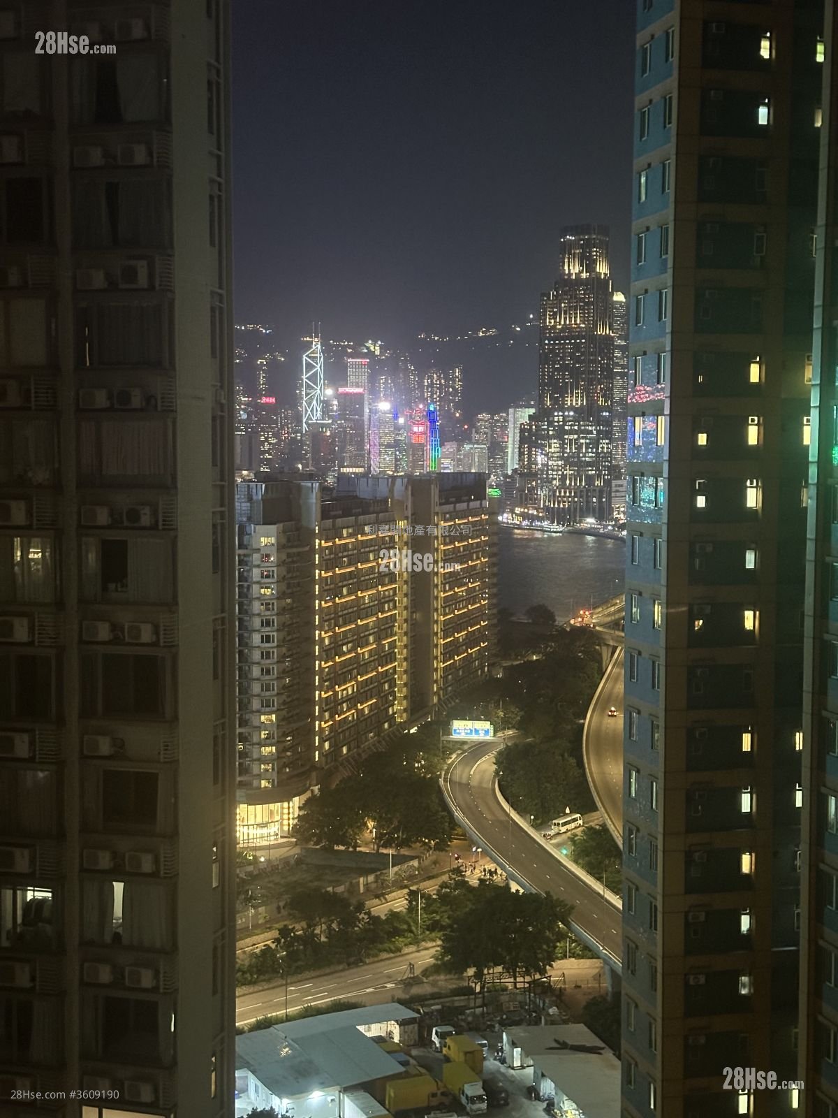 Stars By The Harbour Sell 3 Bedrooms 731 ft²