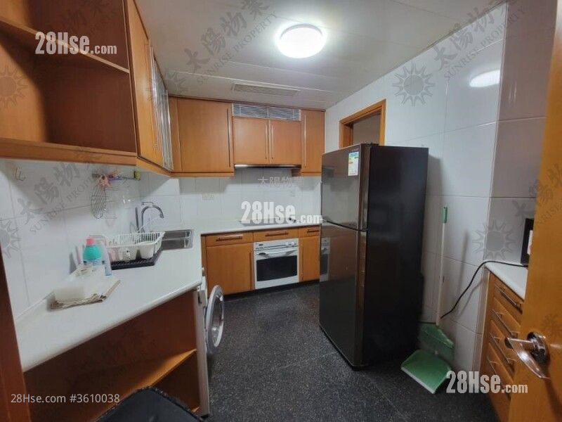 Royal Peninsula Sell 3 Bedrooms 962 ft² Royal Peninsula Sell 3 Bedrooms 962 ft²