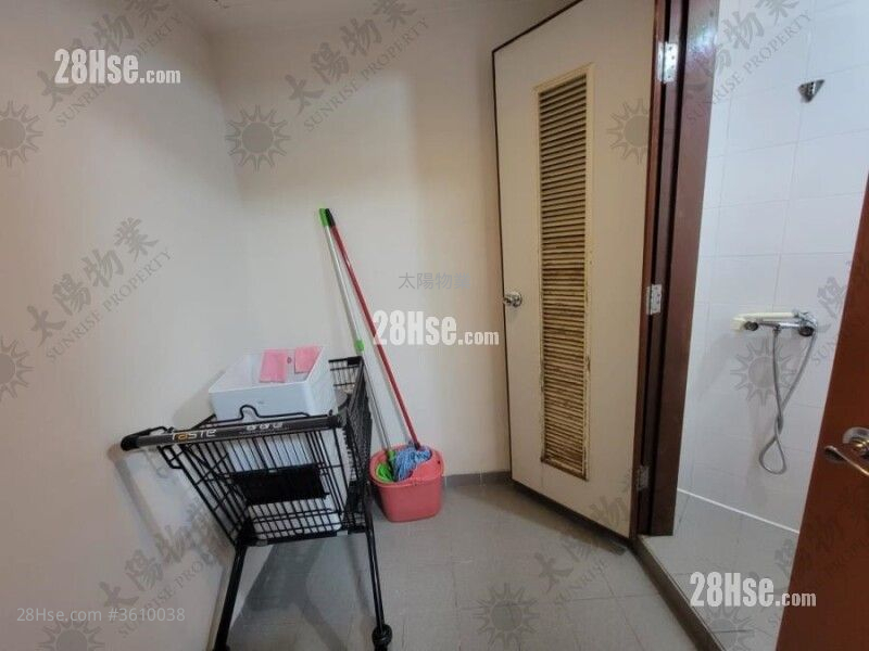 Royal Peninsula Sell 3 Bedrooms 962 ft² Royal Peninsula Sell 3 Bedrooms 962 ft²