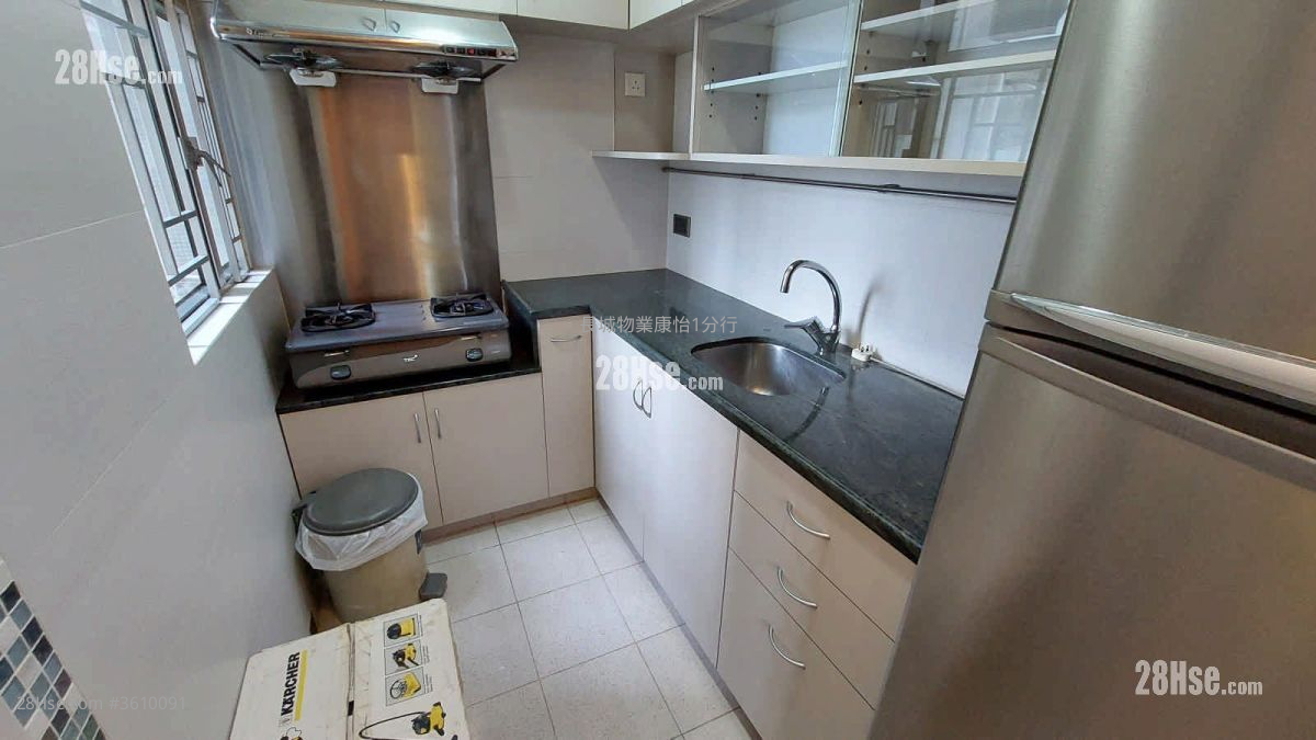 Kornhill Garden Sell 3 Bedrooms , 1 Bathroom 592 ft² Kornhill Garden Sell 3 Bedrooms , 1 Bathroom 592 ft²