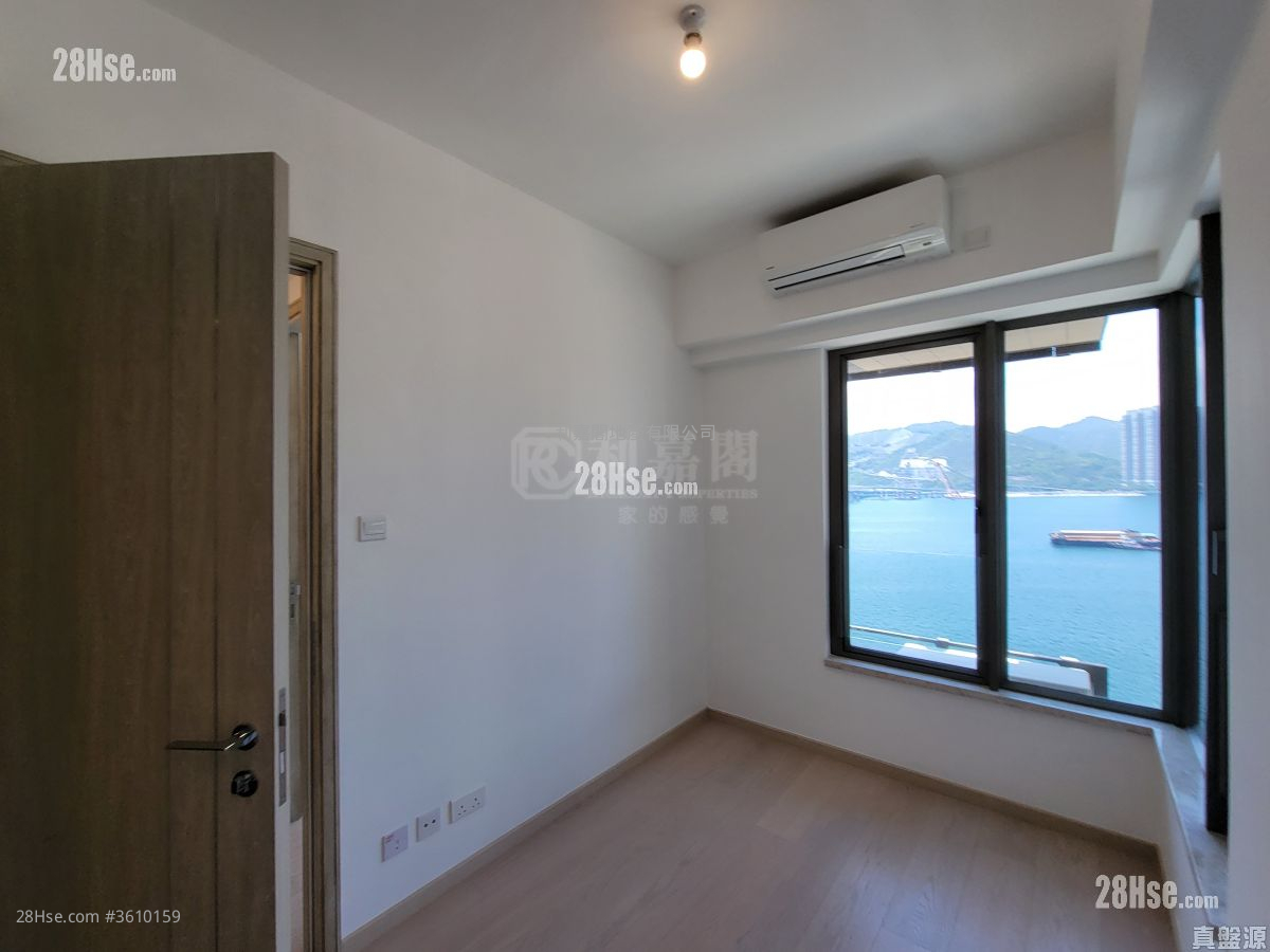 Sea To Sky Rental 4 Bedrooms , 4 Bathrooms 1,077 ft² Sea To Sky Rental 4 Bedrooms , 4 Bathrooms 1,077 ft²