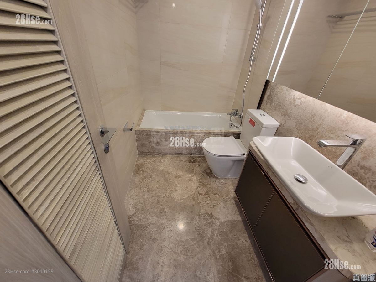 Sea To Sky Rental 4 Bedrooms , 4 Bathrooms 1,077 ft² Sea To Sky Rental 4 Bedrooms , 4 Bathrooms 1,077 ft²