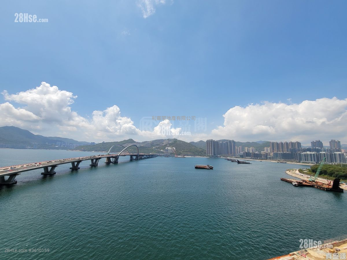 Sea To Sky Rental 4 Bedrooms , 4 Bathrooms 1,077 ft² Sea To Sky Rental 4 Bedrooms , 4 Bathrooms 1,077 ft²