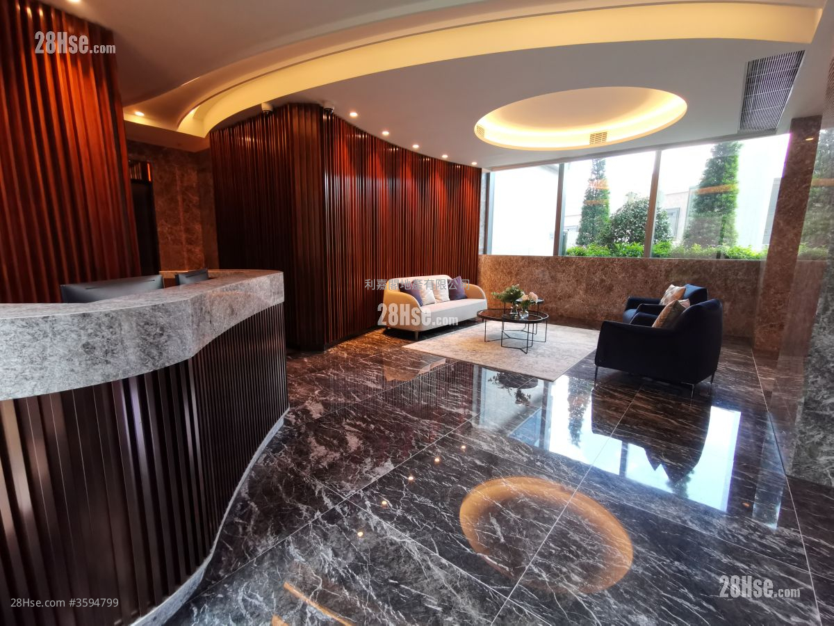 The Cavaridge Sell 4 Bedrooms , 2 Bathrooms 1,763 ft²