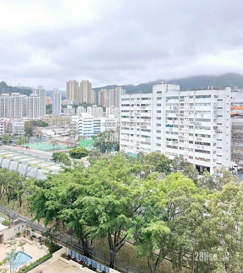 Man Lai Court Sell 3 Bedrooms , 2 Bathrooms 629 ft² Man Lai Court Sell 3 Bedrooms , 2 Bathrooms 629 ft²