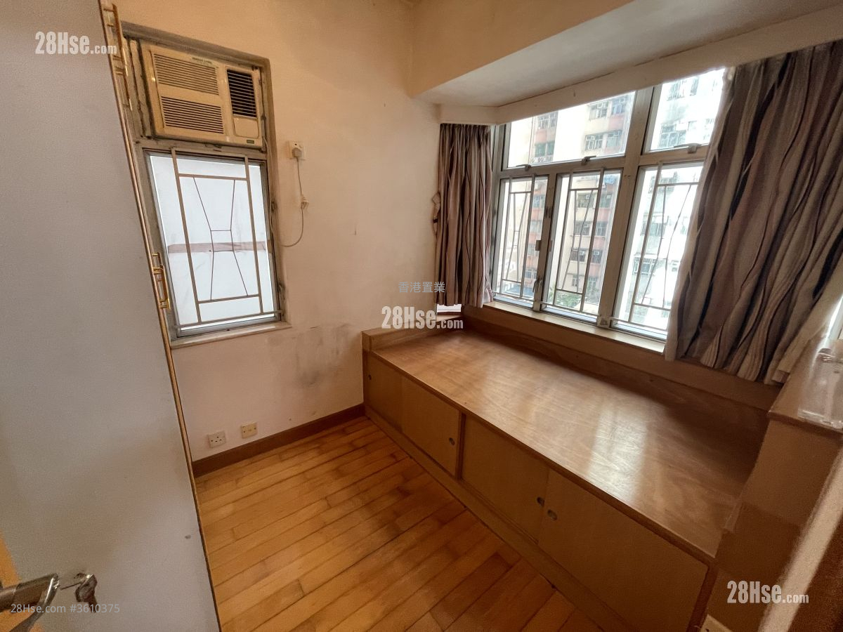 Hoi Hing Building Sell 2 Bedrooms 327 ft² Hoi Hing Building Sell 2 Bedrooms 327 ft²