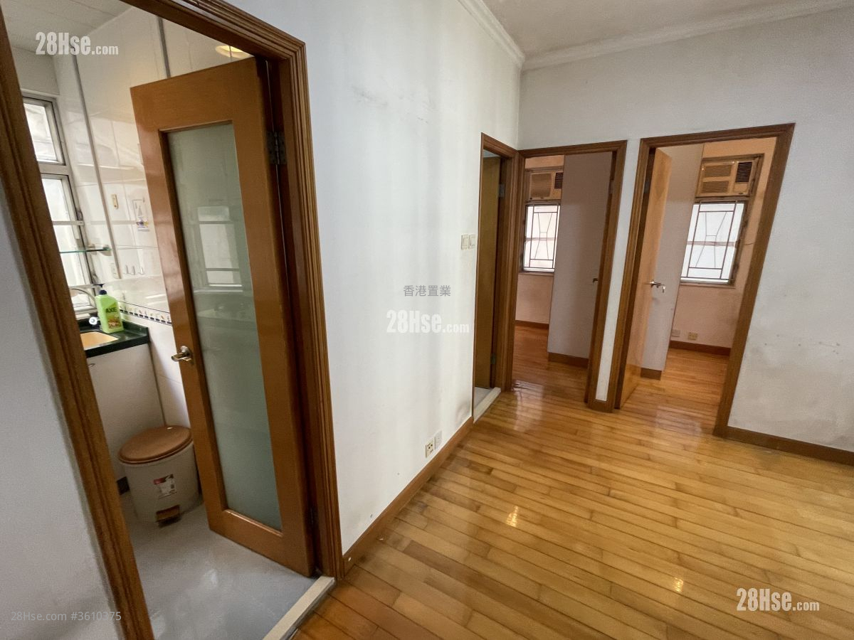 Hoi Hing Building Sell 2 Bedrooms 327 ft² Hoi Hing Building Sell 2 Bedrooms 327 ft²