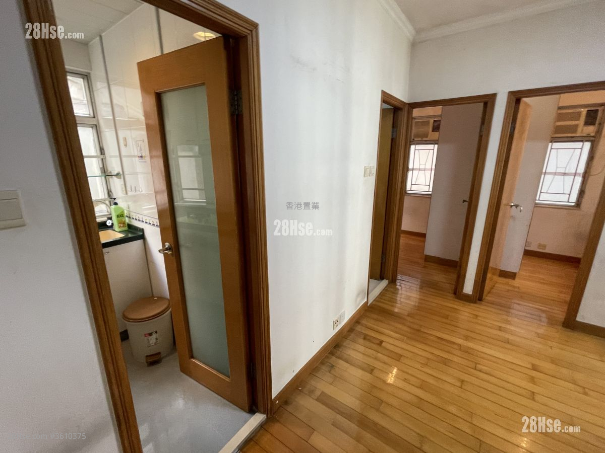 Hoi Hing Building Sell 2 Bedrooms 327 ft² Hoi Hing Building Sell 2 Bedrooms 327 ft²