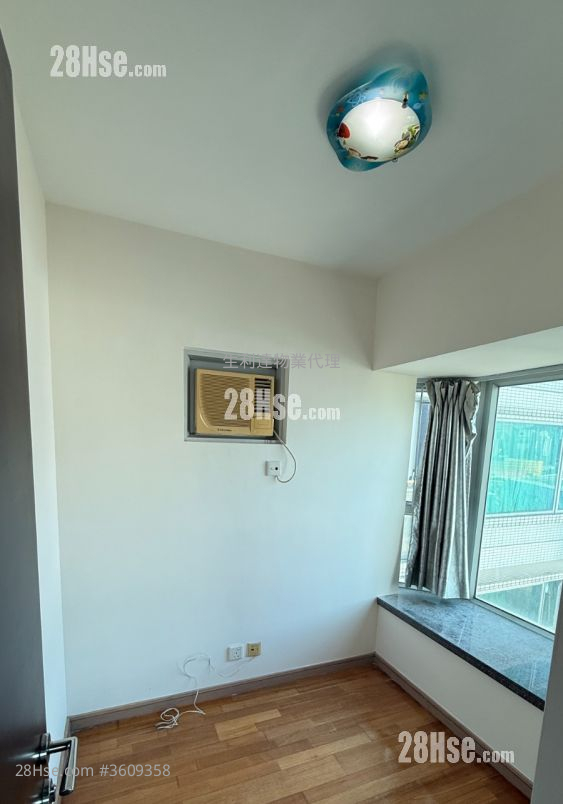 Grand Waterfront Rental 3 Bedrooms , 2 Bathrooms 621 ft² Grand Waterfront Rental 3 Bedrooms , 2 Bathrooms 621 ft²