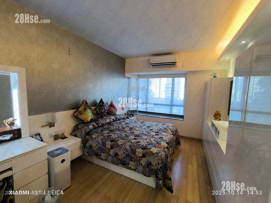 Skylight Tower Sell 3 Bedrooms , 2 Bathrooms 1,119 ft² Skylight Tower Sell 3 Bedrooms , 2 Bathrooms 1,119 ft²