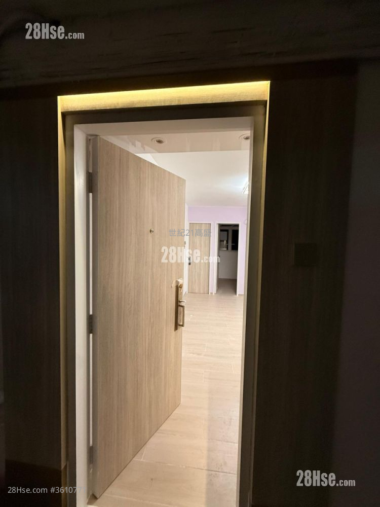 Tai Sing House Rental 3 Bedrooms , 1 Bathroom 312 ft² Tai Sing House Rental 3 Bedrooms , 1 Bathroom 312 ft²