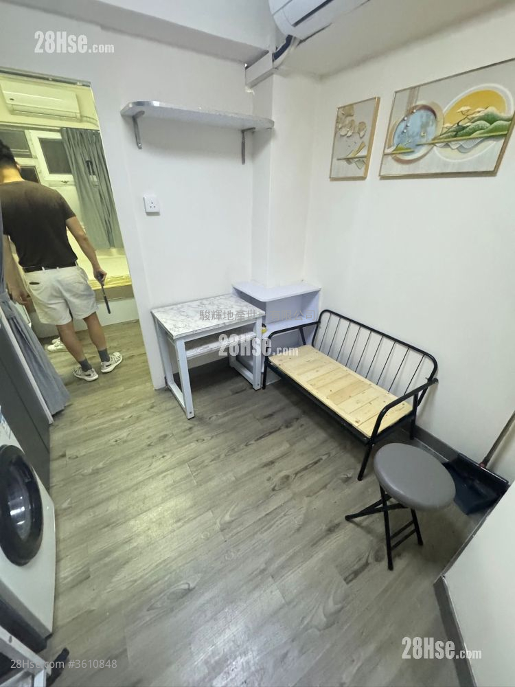 Lyton Building Rental Studio , 1 Bathroom 160 ft² Lyton Building Rental Studio , 1 Bathroom 160 ft²