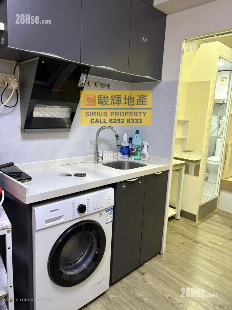 Lyton Building Rental 160 ft² Lyton Building Rental 160 ft²