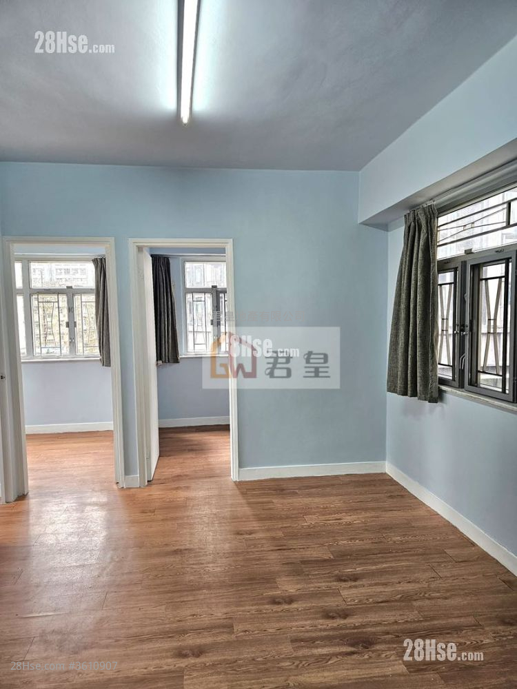 Tak Bo Building Rental 3 Bedrooms , 1 Bathroom 448 ft² Tak Bo Building Rental 3 Bedrooms , 1 Bathroom 448 ft²