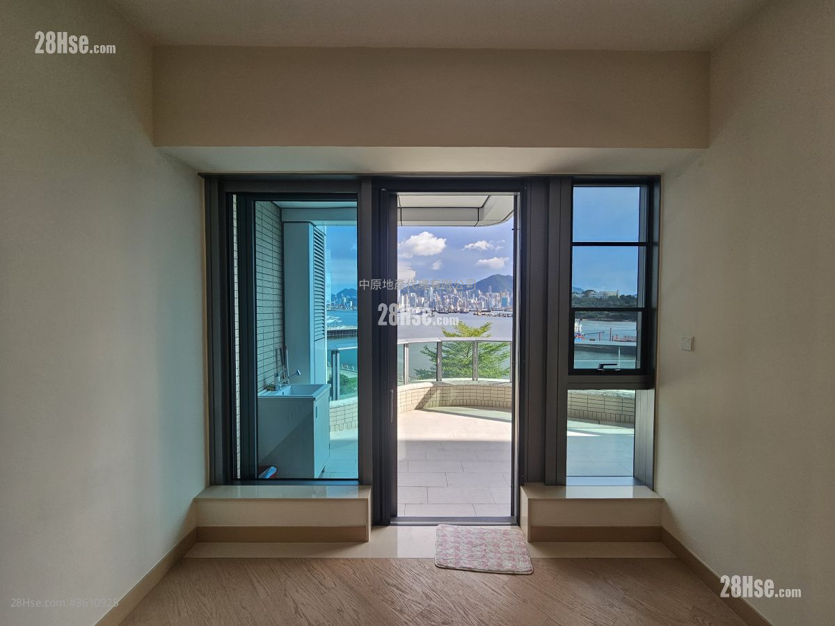 Grand Victoria Rental 4 Bedrooms , 2 Bathrooms 948 ft² Grand Victoria Rental 4 Bedrooms , 2 Bathrooms 948 ft²