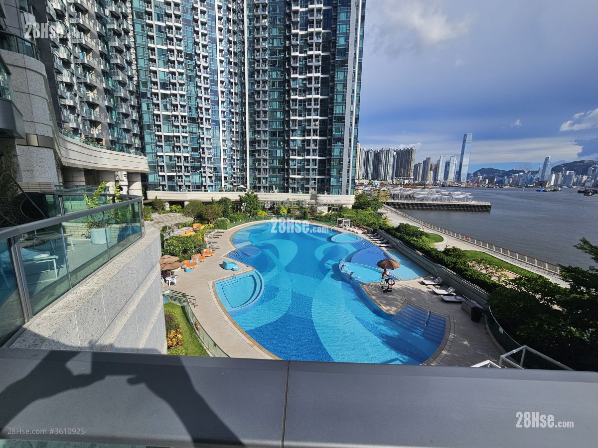 Grand Victoria Rental 4 Bedrooms , 2 Bathrooms 948 ft² Grand Victoria Rental 4 Bedrooms , 2 Bathrooms 948 ft²