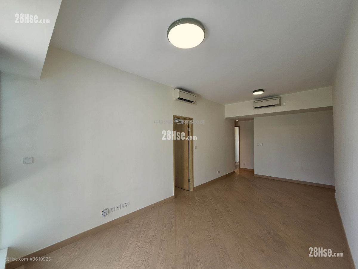 Grand Victoria Rental 4 Bedrooms , 2 Bathrooms 948 ft² Grand Victoria Rental 4 Bedrooms , 2 Bathrooms 948 ft²