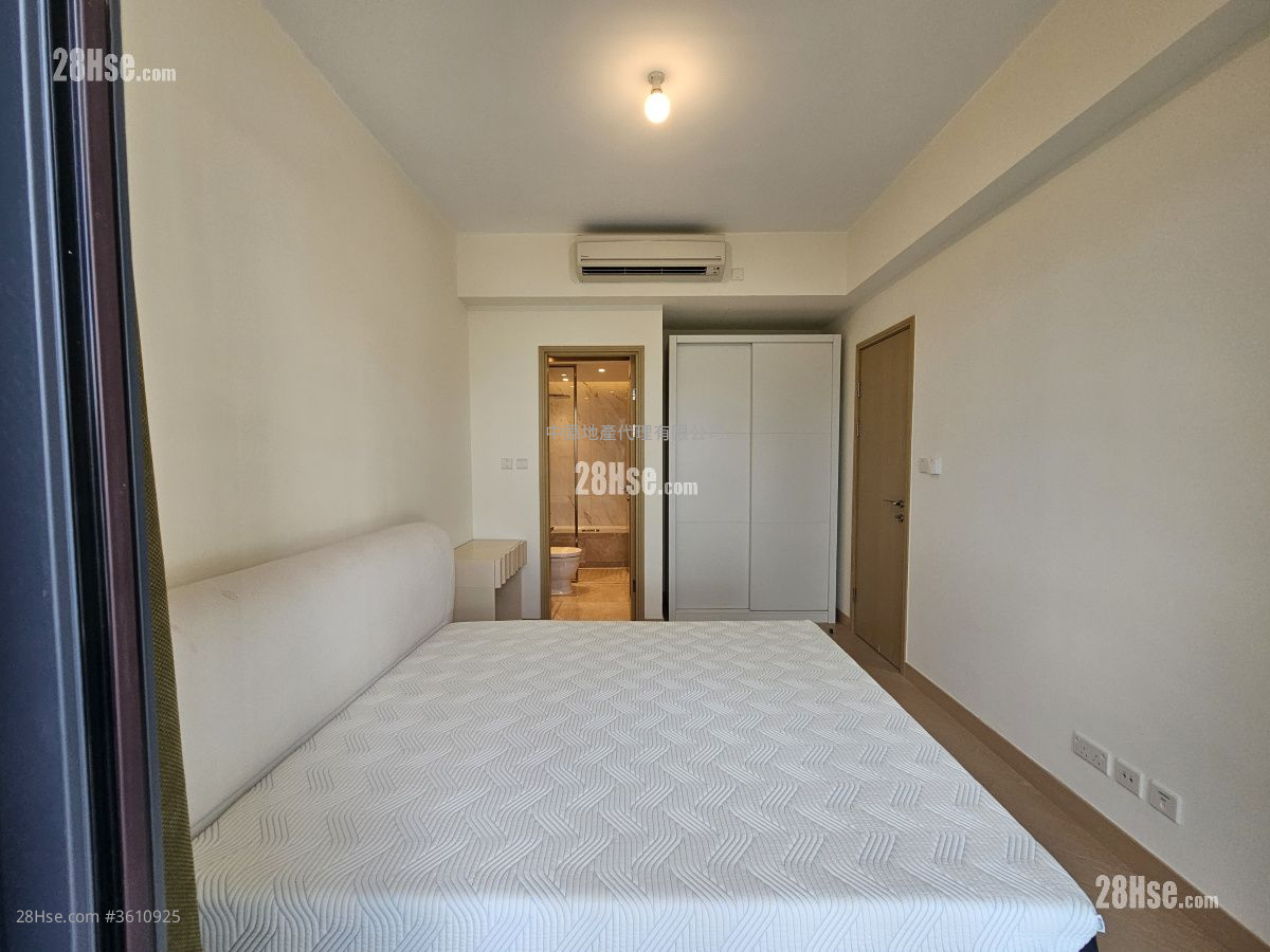 Grand Victoria Rental 4 Bedrooms , 2 Bathrooms 948 ft² Grand Victoria Rental 4 Bedrooms , 2 Bathrooms 948 ft²