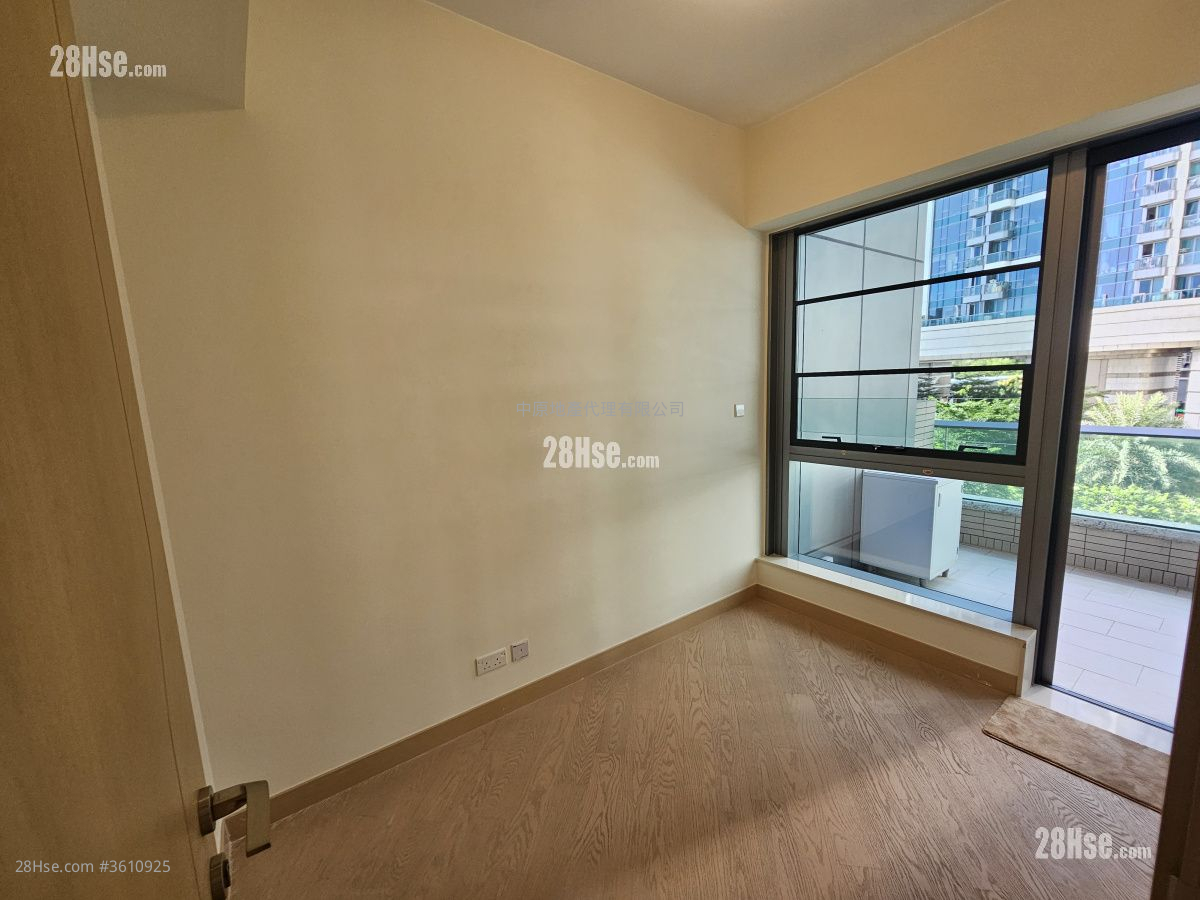 Grand Victoria Rental 4 Bedrooms , 2 Bathrooms 948 ft² Grand Victoria Rental 4 Bedrooms , 2 Bathrooms 948 ft²