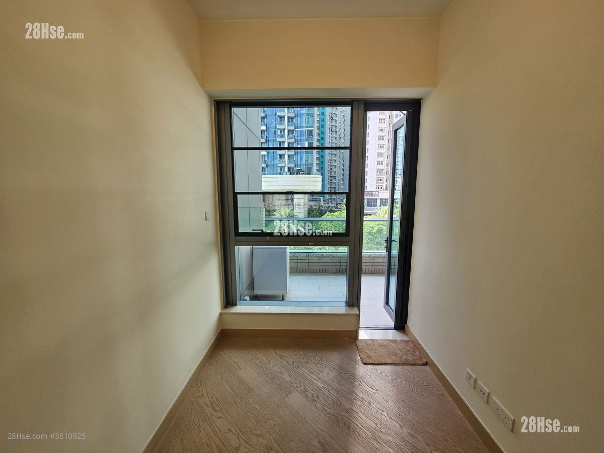 Grand Victoria Rental 4 Bedrooms , 2 Bathrooms 948 ft² Grand Victoria Rental 4 Bedrooms , 2 Bathrooms 948 ft²