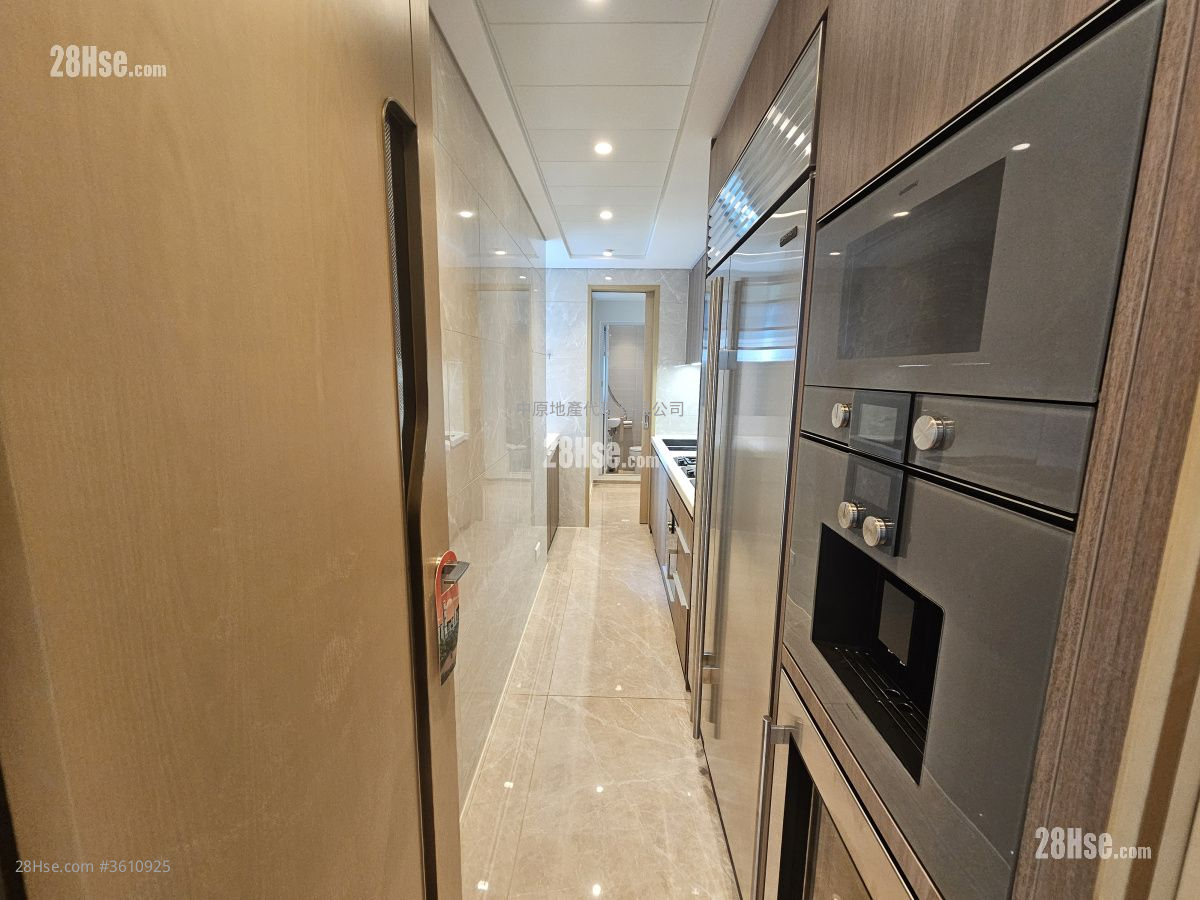 Grand Victoria Rental 4 Bedrooms , 2 Bathrooms 948 ft² Grand Victoria Rental 4 Bedrooms , 2 Bathrooms 948 ft²