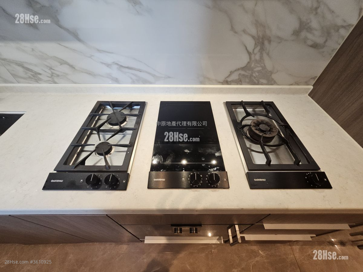 Grand Victoria Rental 4 Bedrooms , 2 Bathrooms 948 ft² Grand Victoria Rental 4 Bedrooms , 2 Bathrooms 948 ft²
