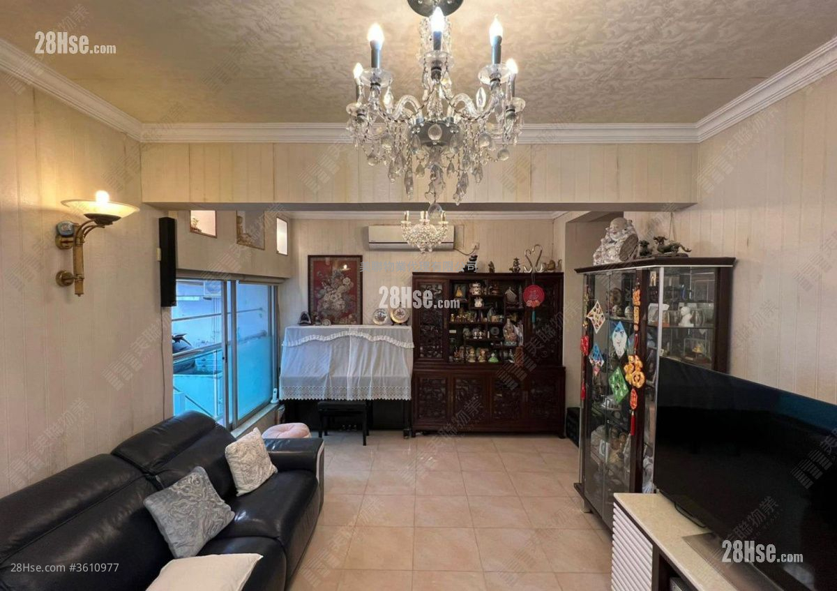 Oriental Gardens Sell 3 Bedrooms , 2 Bathrooms 917 ft² Oriental Gardens Sell 3 Bedrooms , 2 Bathrooms 917 ft²
