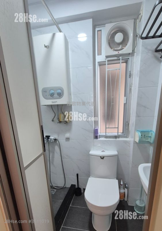 Siu Wah Building Rental 2 Bedrooms , 1 Bathroom 263 ft² Siu Wah Building Rental 2 Bedrooms , 1 Bathroom 263 ft²