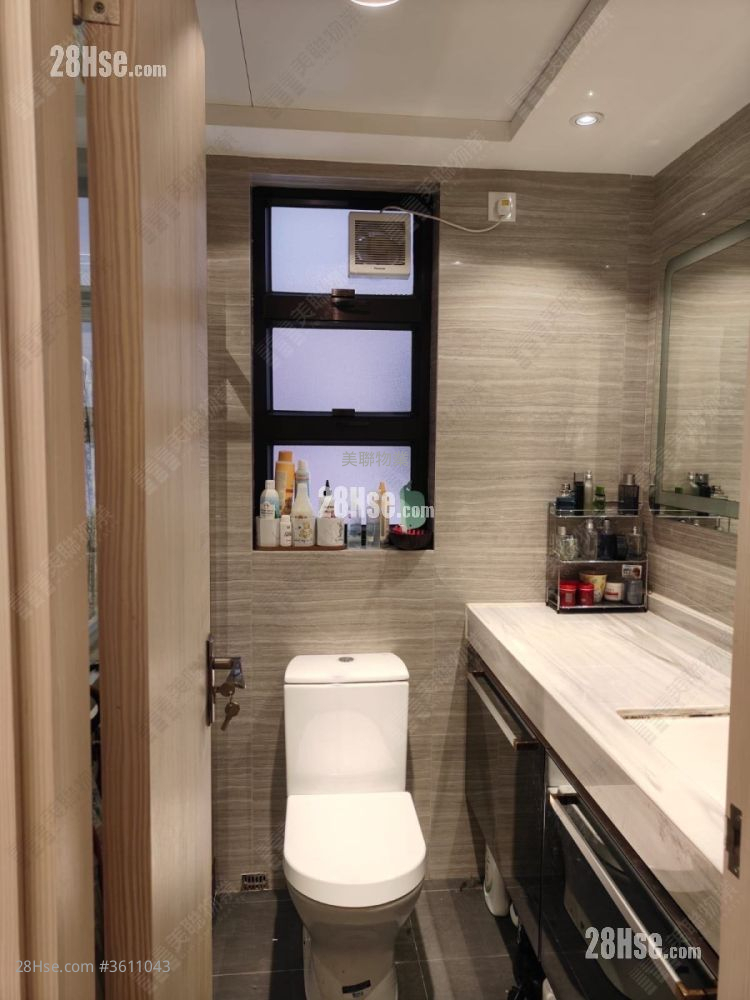 bathroom: Pristine Villa Sell 3 Bedrooms , 2 Bathrooms 809 ft² bathroom: Pristine Villa Sell 3 Bedrooms , 2 Bathrooms 809 ft²
