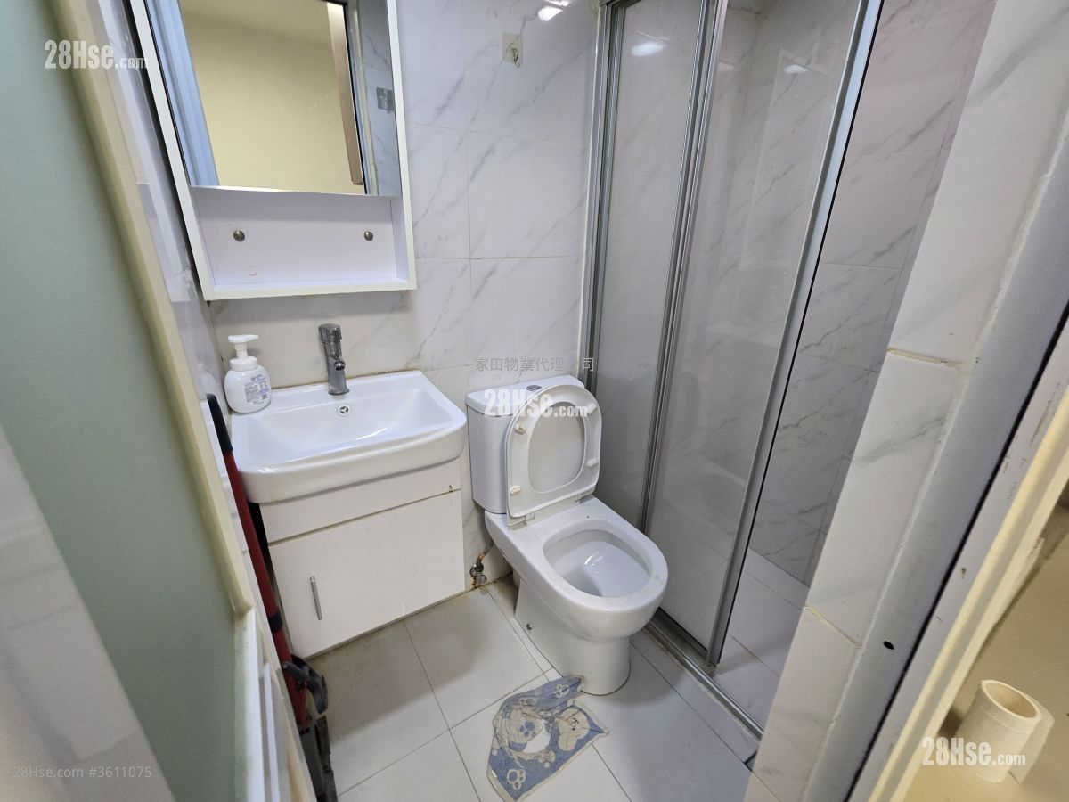 Cheung Hing Building Sell 3 Bedrooms , 3 Bathrooms 408 ft² Cheung Hing Building Sell 3 Bedrooms , 3 Bathrooms 408 ft²