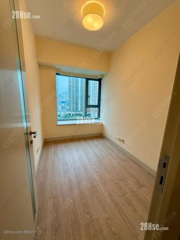 The Harbourside Rental 2 Bedrooms , 2 Bathrooms 852 ft² The Harbourside Rental 2 Bedrooms , 2 Bathrooms 852 ft²