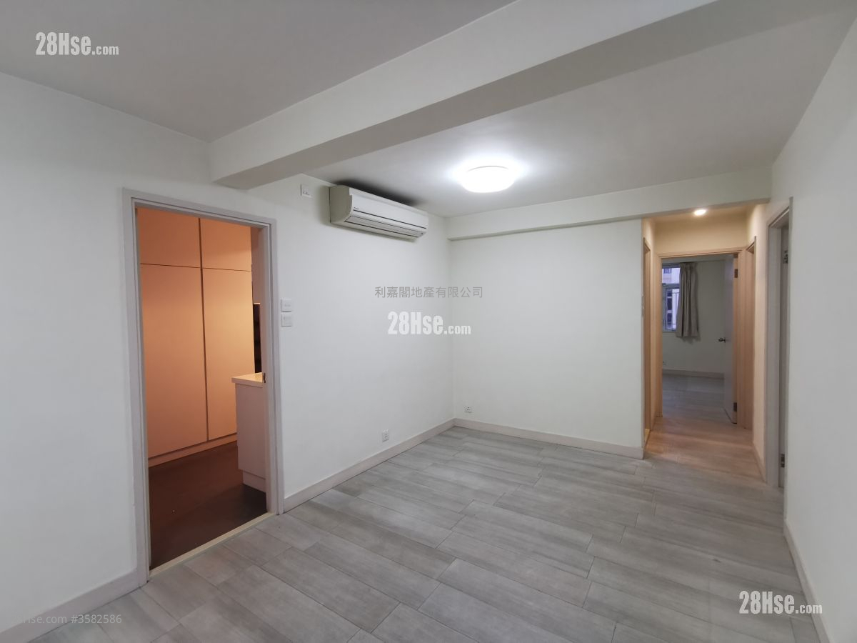 碧麗閣 售盤 3 房 , 2 浴室 976 平方呎