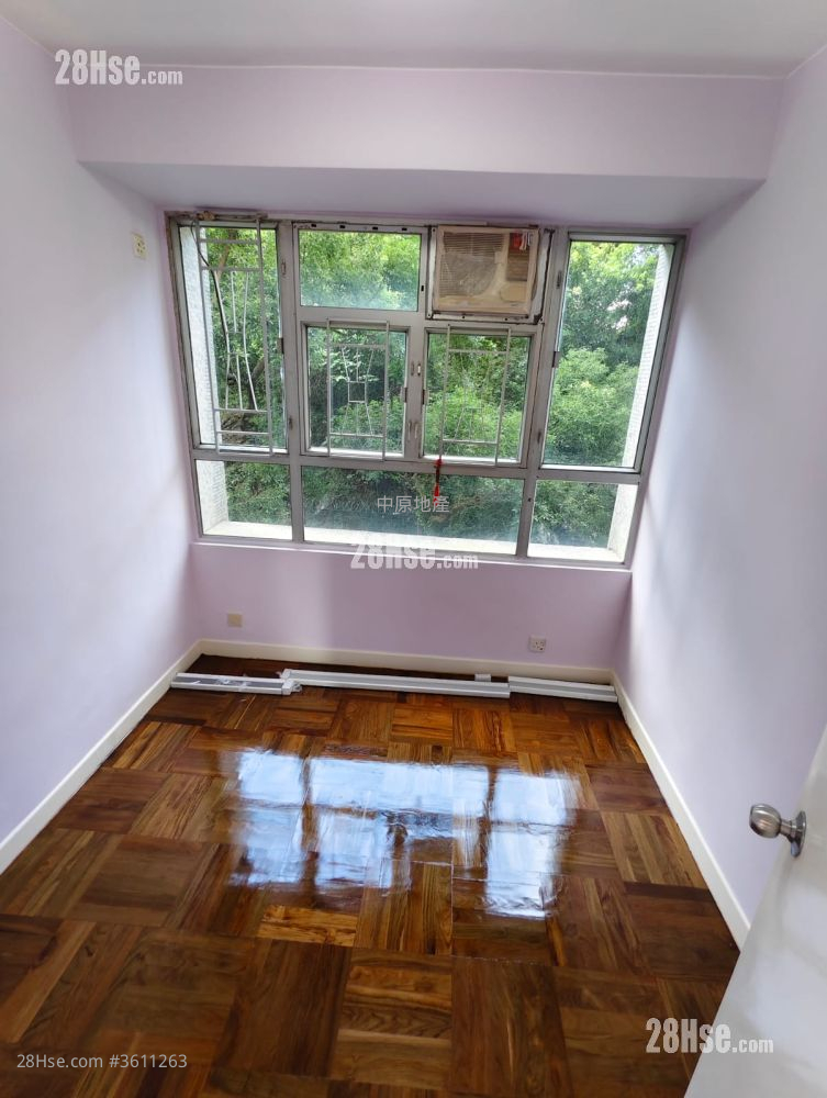 Hong Kong Garden Sell 3 Bedrooms , 2 Bathrooms 828 ft² Hong Kong Garden Sell 3 Bedrooms , 2 Bathrooms 828 ft²