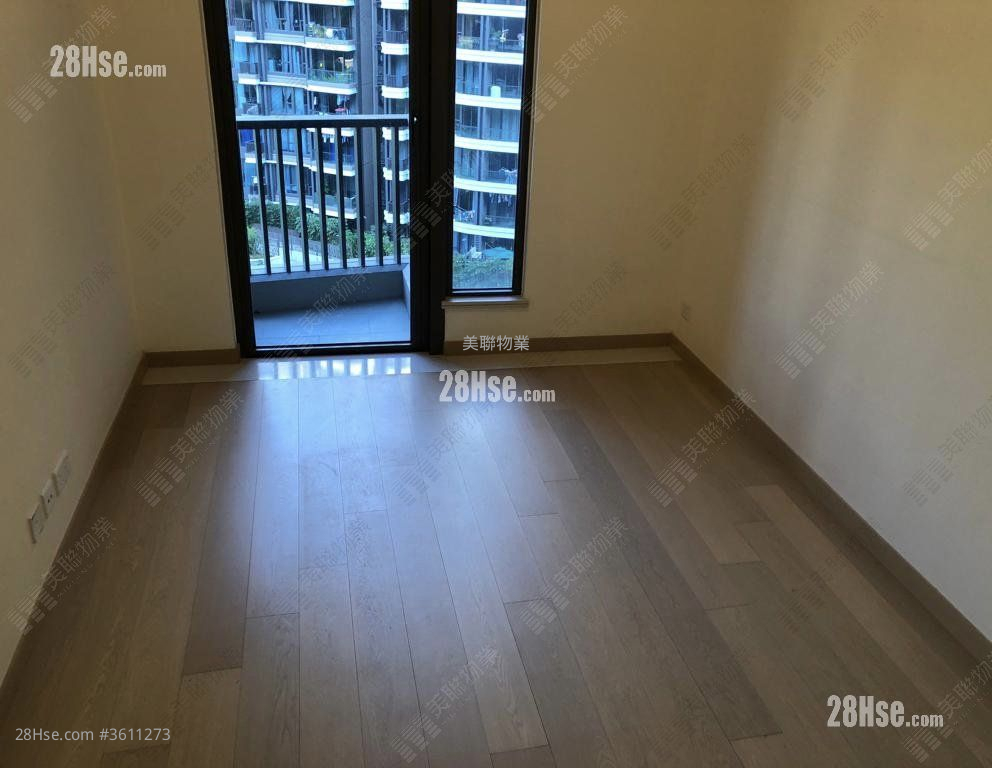 Dragons Range Rental 948 ft² Dragons Range Rental 948 ft²