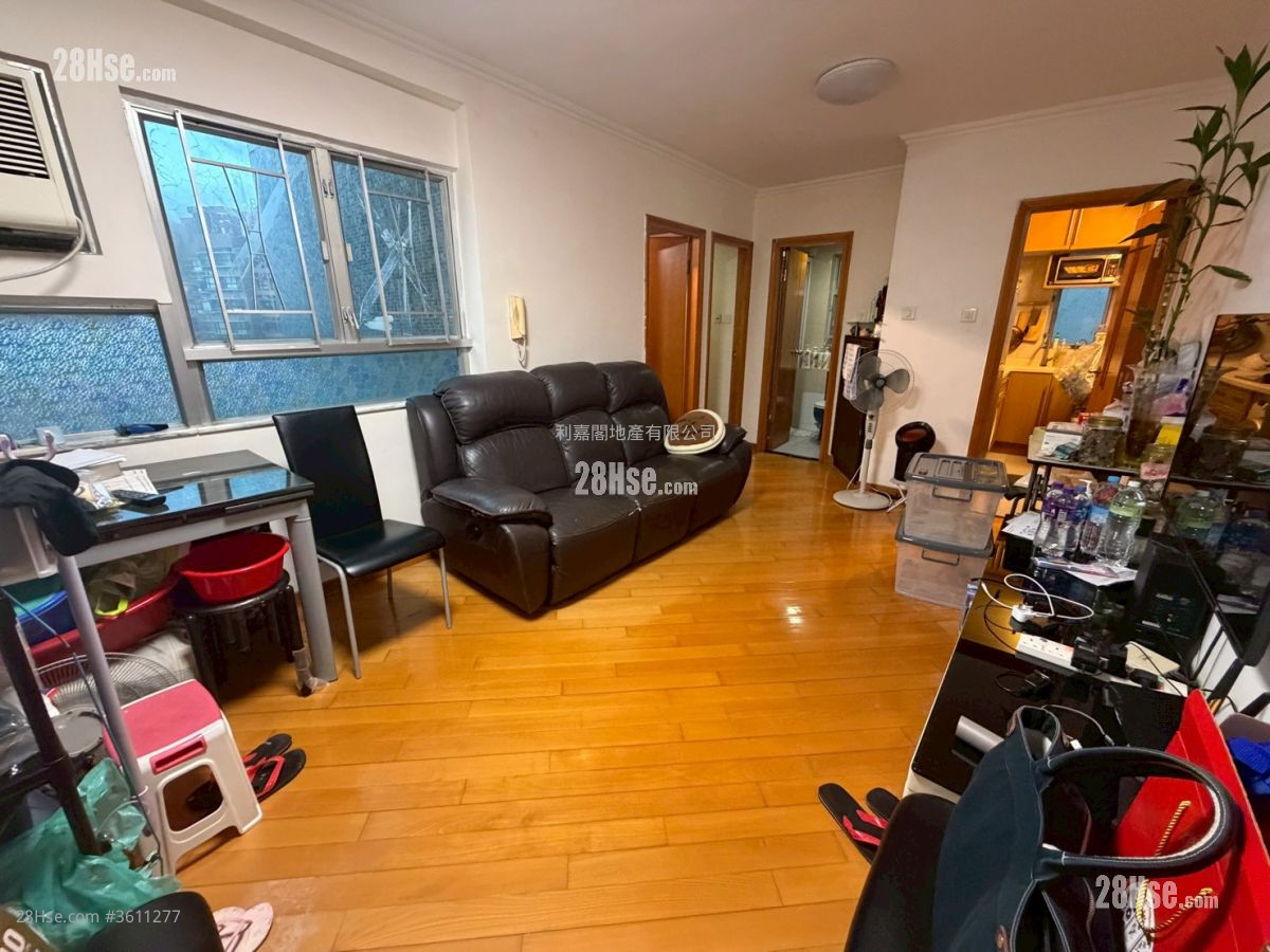 Serene Garden Sell 3 Bedrooms , 1 Bathroom 590 ft² Serene Garden Sell 3 Bedrooms , 1 Bathroom 590 ft²