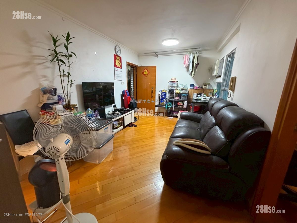 Serene Garden Sell 3 Bedrooms , 1 Bathroom 590 ft² Serene Garden Sell 3 Bedrooms , 1 Bathroom 590 ft²