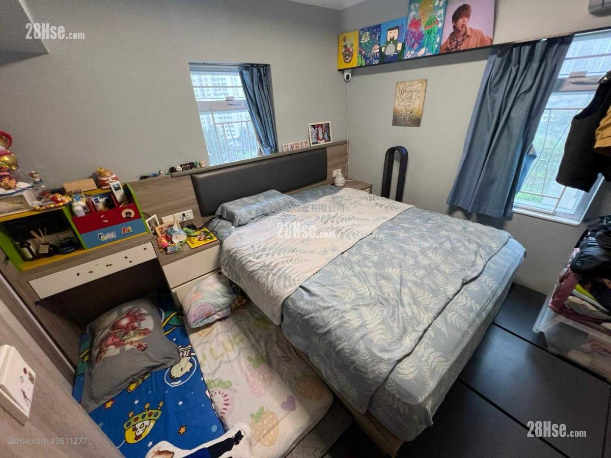 Serene Garden Sell 3 Bedrooms , 1 Bathroom 590 ft² Serene Garden Sell 3 Bedrooms , 1 Bathroom 590 ft²