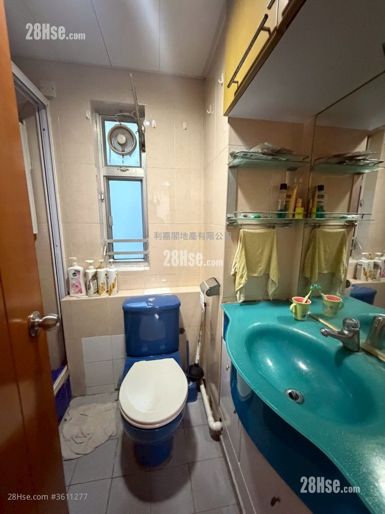 Serene Garden Sell 3 Bedrooms , 1 Bathroom 590 ft² Serene Garden Sell 3 Bedrooms , 1 Bathroom 590 ft²