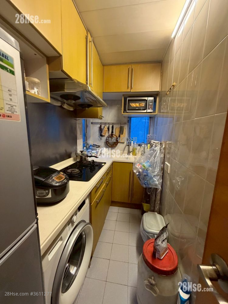 Serene Garden Sell 3 Bedrooms , 1 Bathroom 590 ft² Serene Garden Sell 3 Bedrooms , 1 Bathroom 590 ft²