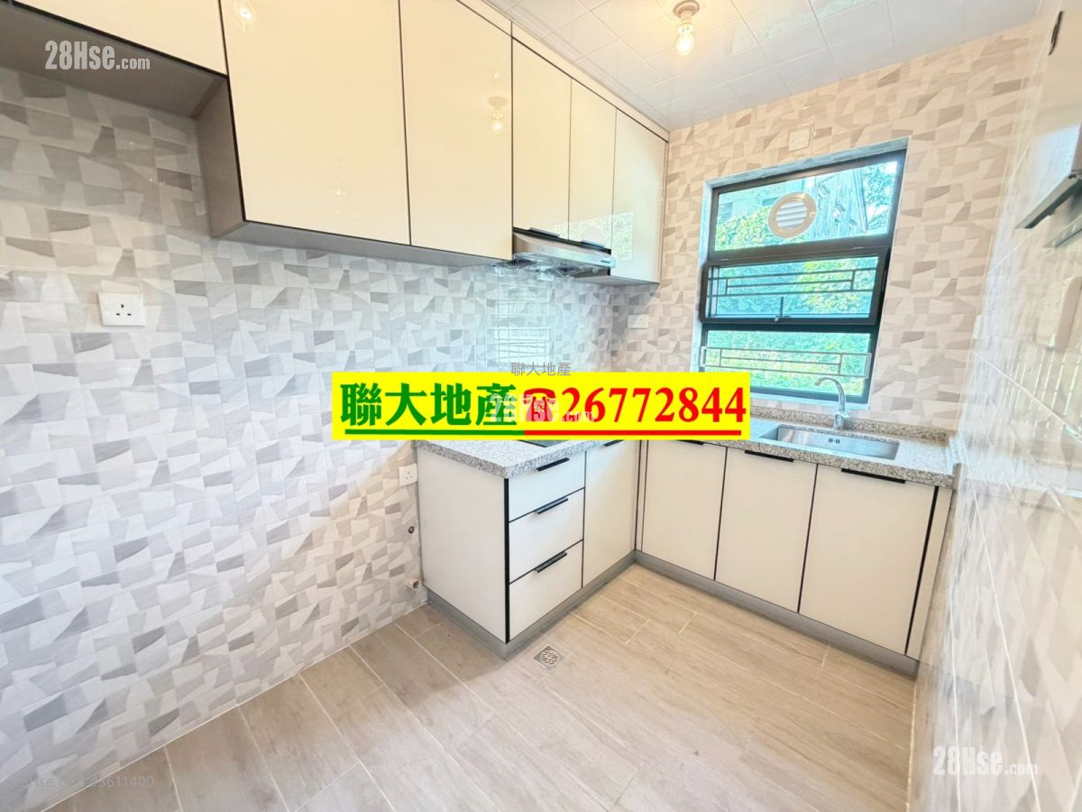 村屋 租盤 3 房 , 2 浴室 630 平方呎 村屋 租盤 3 房 , 2 浴室 630 平方呎