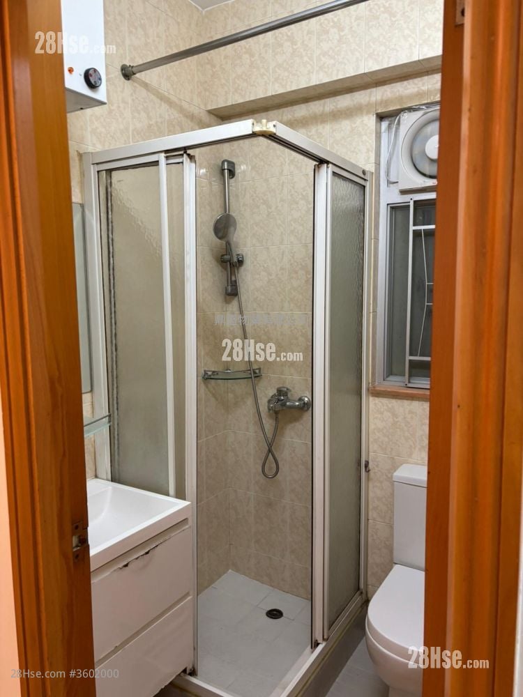 Pak Ling Building Rental 2 Bedrooms , 1 Bathroom 355 ft²