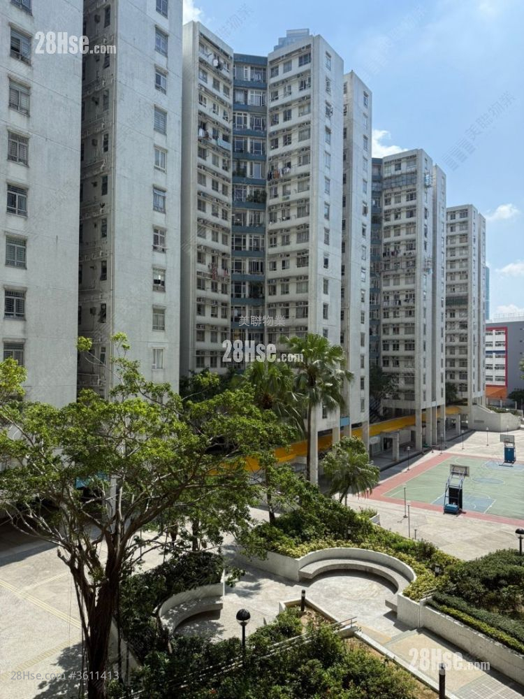 Whampoa Garden Sell 4 Bedrooms , 1 Bathroom 607 ft² Whampoa Garden Sell 4 Bedrooms , 1 Bathroom 607 ft²