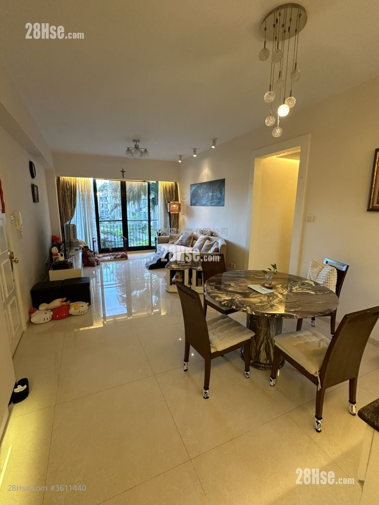 Forest Hill Sell 3 Bedrooms , 2 Bathrooms 934 ft² Forest Hill Sell 3 Bedrooms , 2 Bathrooms 934 ft²