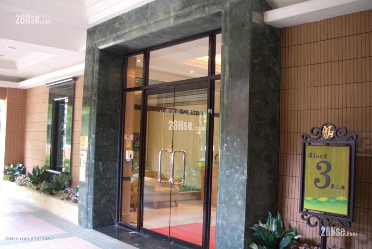 曉峰園 租盤 4 房 , 2 浴室 820 平方呎 曉峰園 租盤 4 房 , 2 浴室 820 平方呎